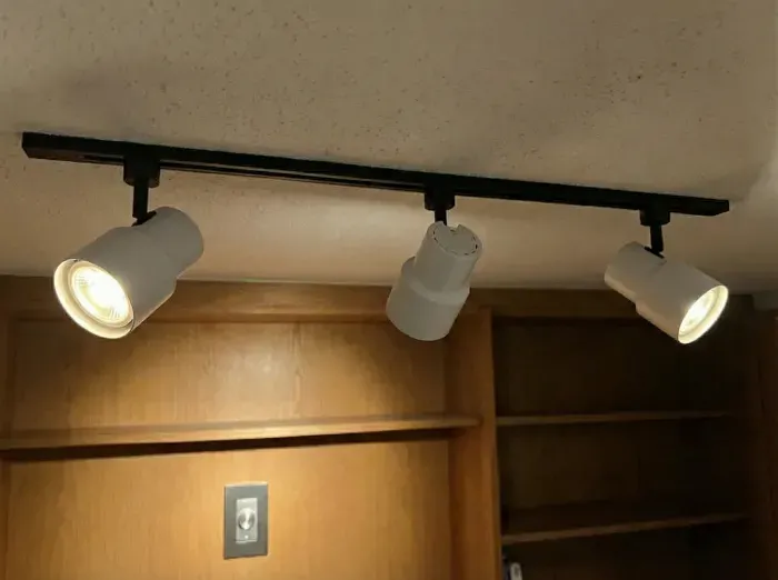 Common failures of dimmer switches with LED bulbs
