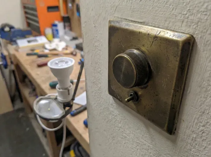 Troubleshooting dimmable LED bulb with dimmer switch
